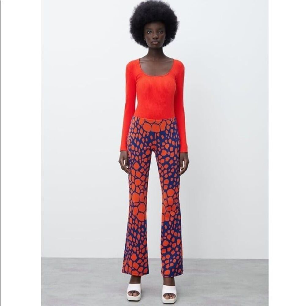 ZARA PRINTED FLARED PANTS - Picture 4 of 12